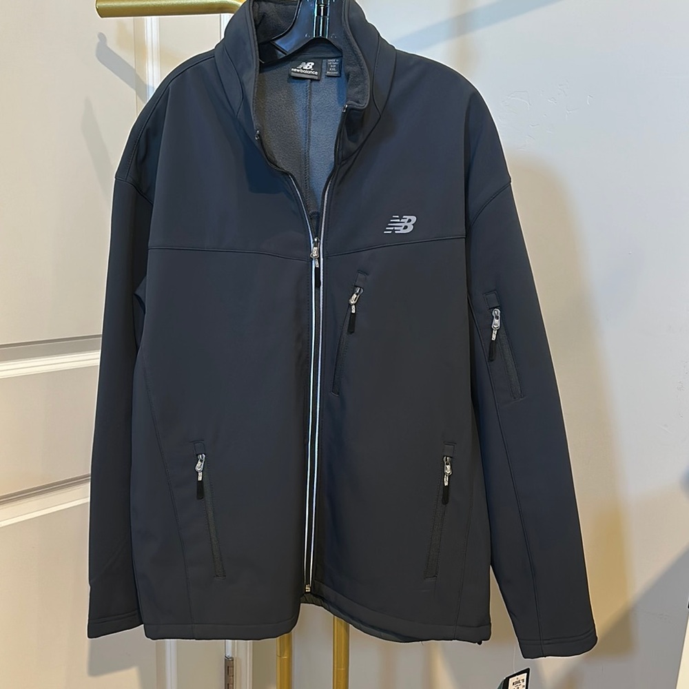 New Balance Men's Dark Gray Performance Jacket